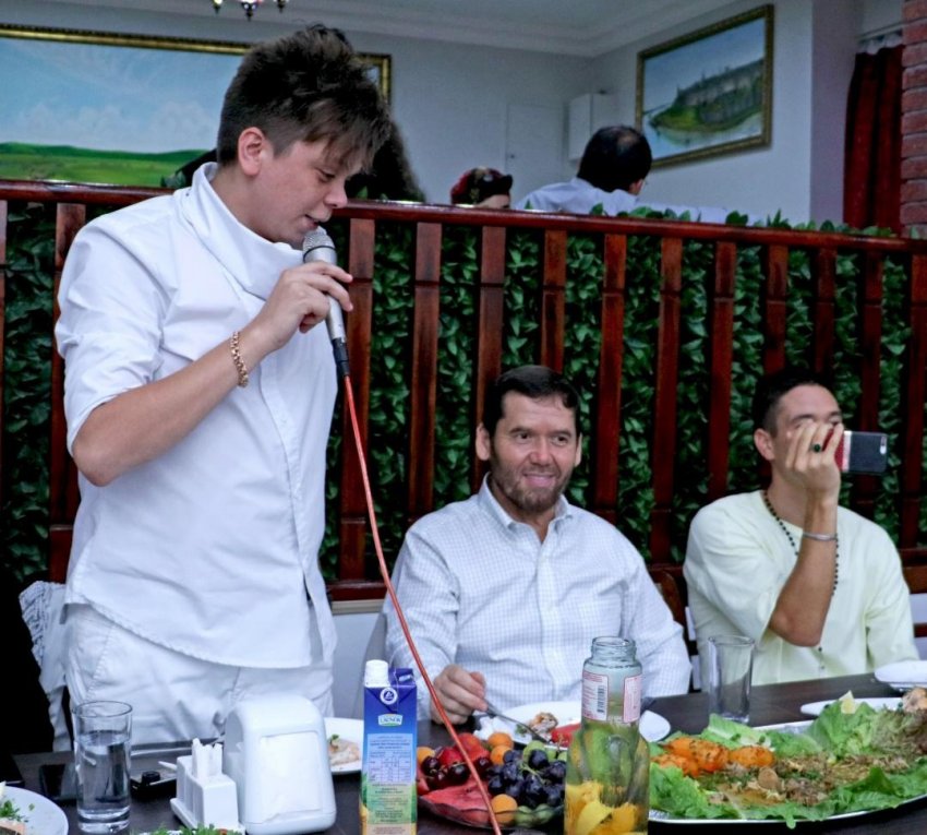 Татарские встречи на берегу Персидского Залива: Мой гость - Элвин Грей