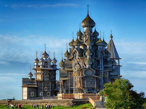 Самобытные образцы старинного русского зодчества на просторах Карелии