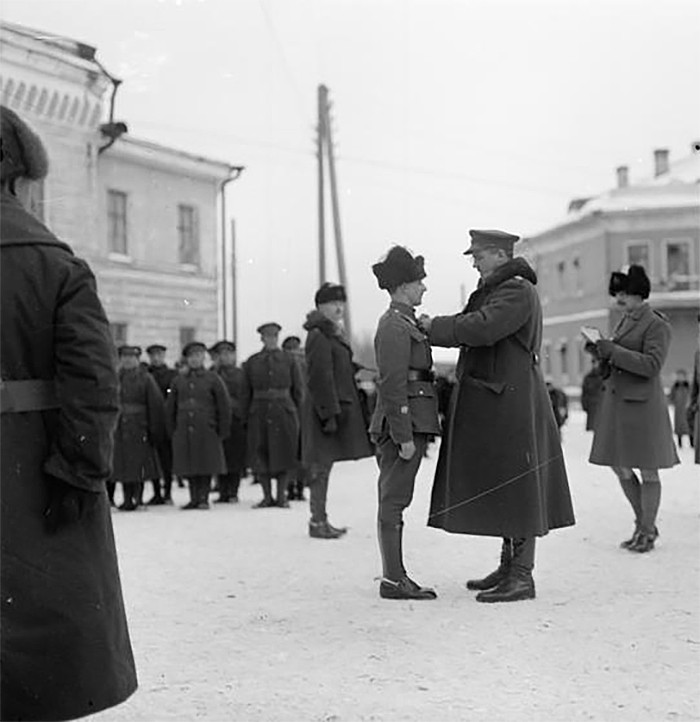 «Лекарство» для большевиков: британское химическое оружие на севере России