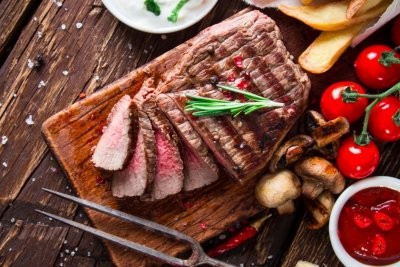 Американские ученые: употребление обработанного мяса повышает риск инсульта