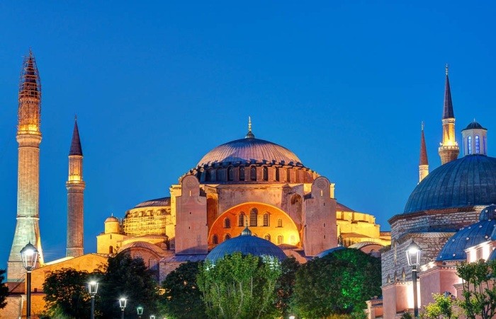 Собор Святой Софии: драгоценная история архитектурного комплекса Стамбула