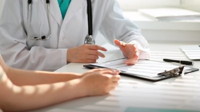 Врач-онколог назвала основные признаки рака шейки матки