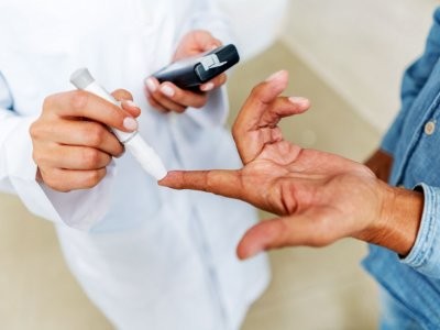 Названы предупреждающие признаки сахарного диабета, проявляющиеся на коже