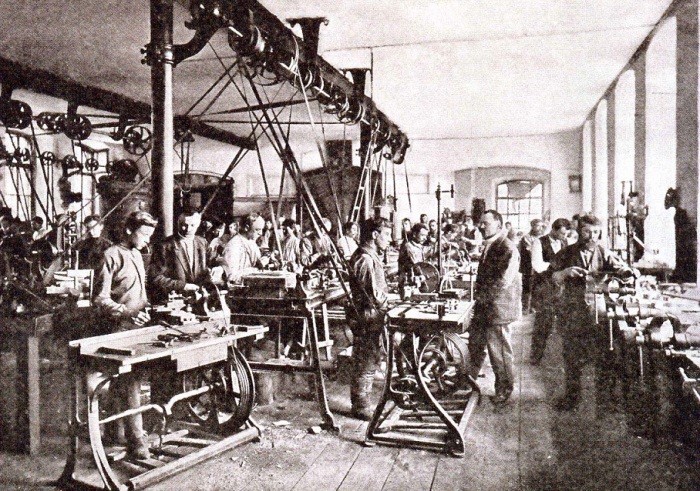 Как капиталисты установили восьмичасовой рабочий день