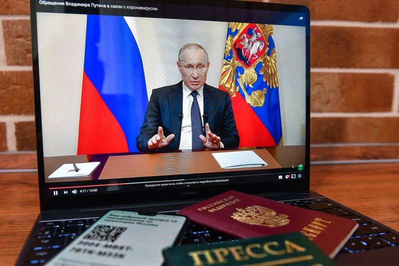 Путин пообещал выдать «антикризисные» 200 млрд рублей регионам