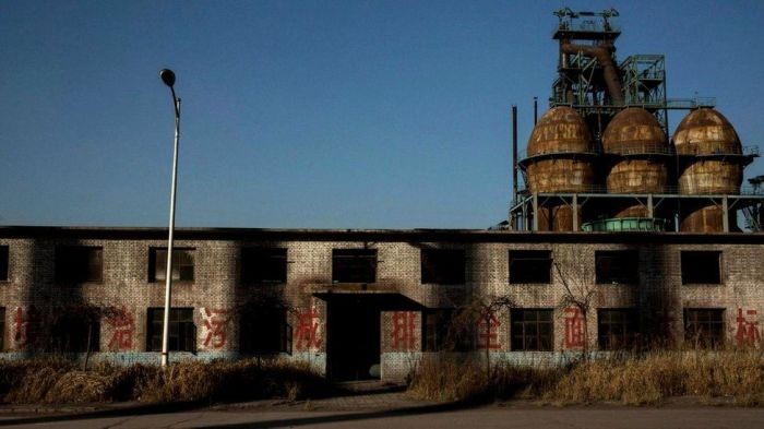 Опустевшие города-призраки и заводы-зомби Китая