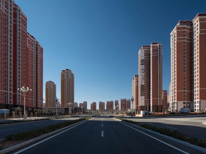 Опустевшие города-призраки и заводы-зомби Китая