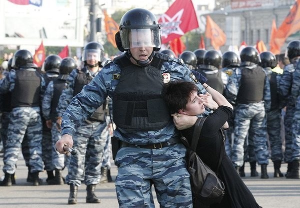 Законопроект, разрешающий полиции стрелять в безоружных