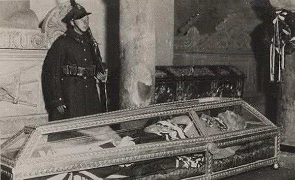 Разоблачение мифов о Ленине и его мистичном захоронении