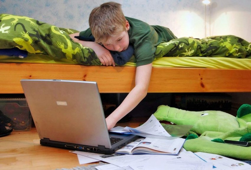 Дистанционное обучение как детское издевательство