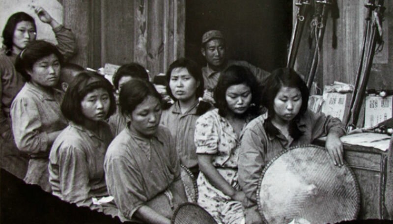 Японцы превзошли нацистов в отношении белых женщин