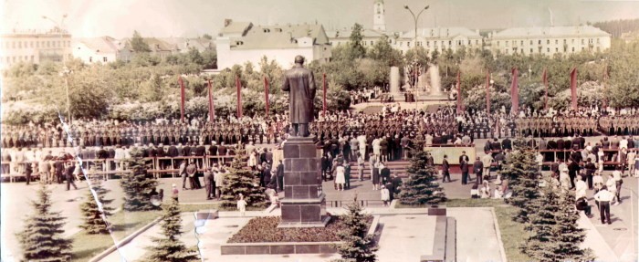 Город Саров не значился на картах и застрял в эпохе Советского Союза