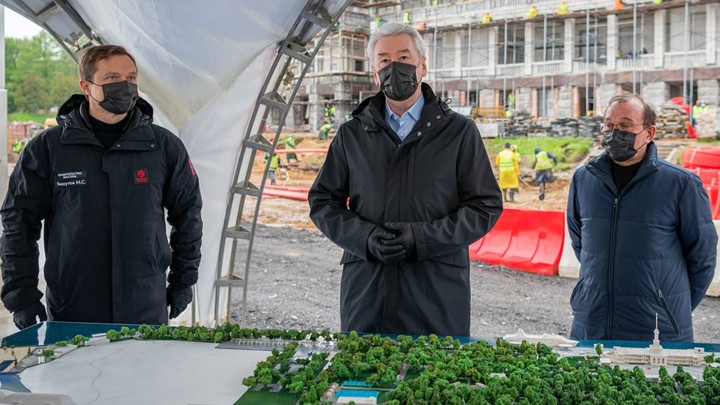 Чиновники массово провалили тесты на коронавирус