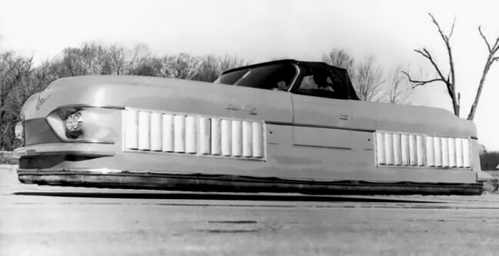 Красивый - не значит рациональный: советский автомобиль на воздушной подушке