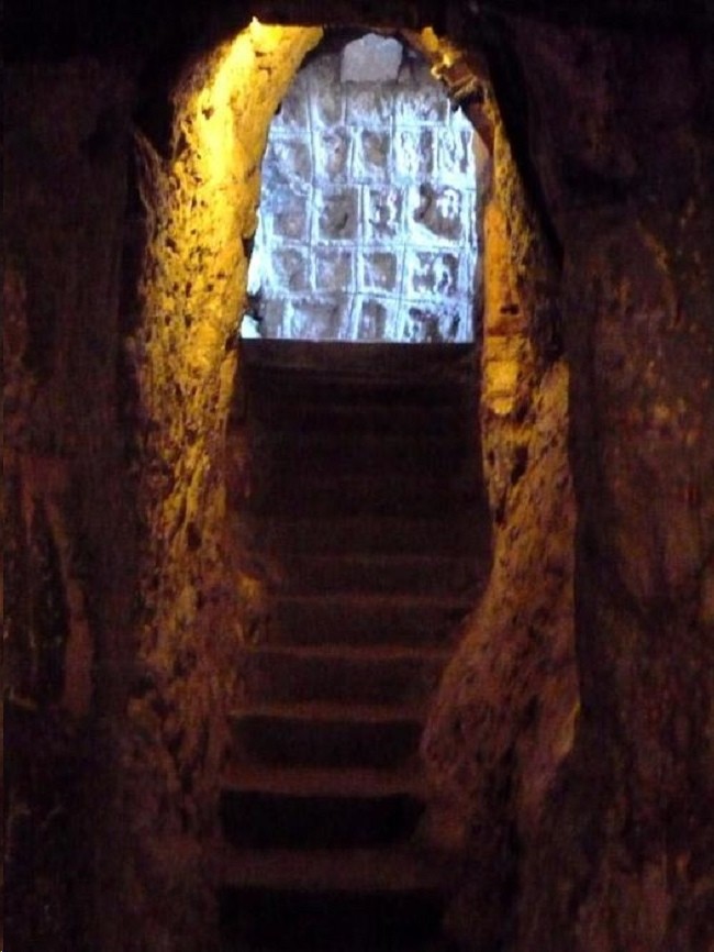 Подземные пещеры Деринкую в Турции вмещали 20.000 человек