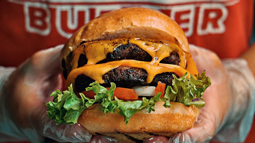 Медики назвали продукты, которые категорически нельзя есть после 40 лет