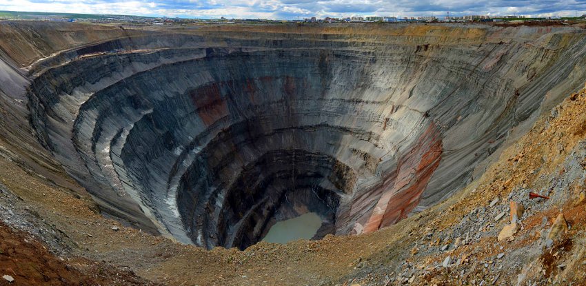 Якутский город на краю большой дыры