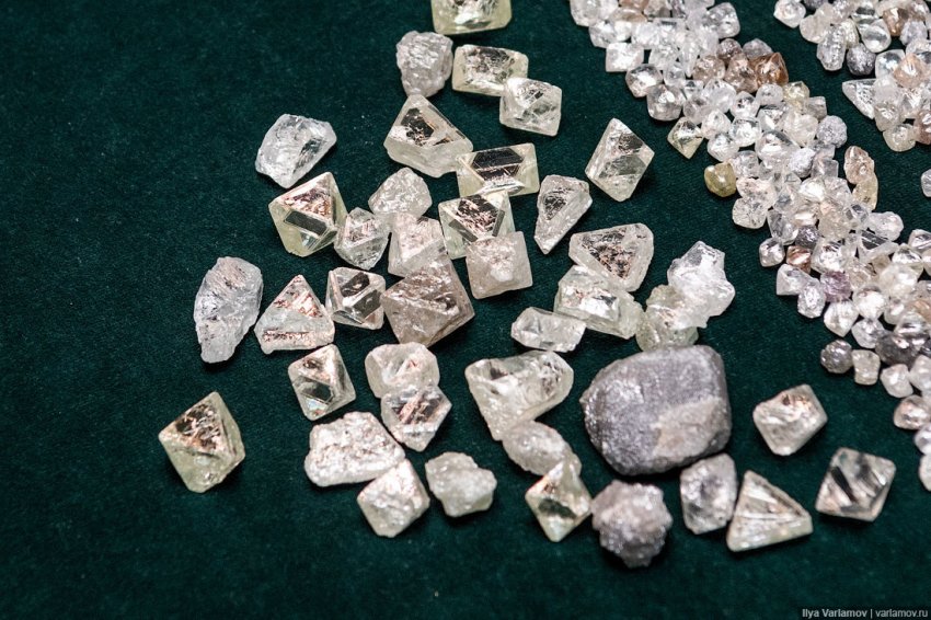 Якутский город на краю большой дыры