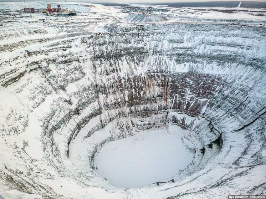 Якутский город на краю большой дыры