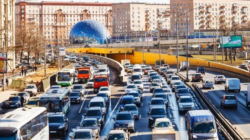 Какие парковки будут бесплатными на новогодние праздники в 2021 году в Москве