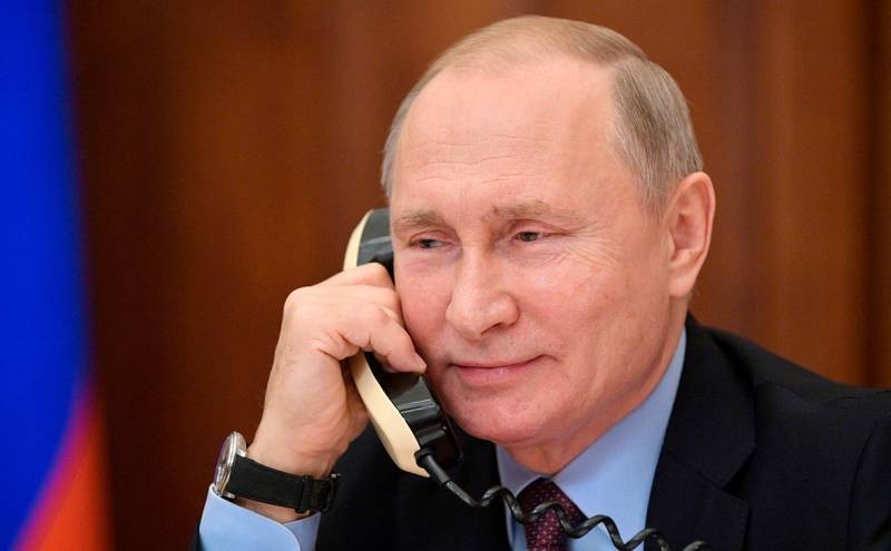 Владимир Путин оставит без работы парламентариев с двойным гражданством Владимир Путин оставит без работы парламентариев с двойным гражданством