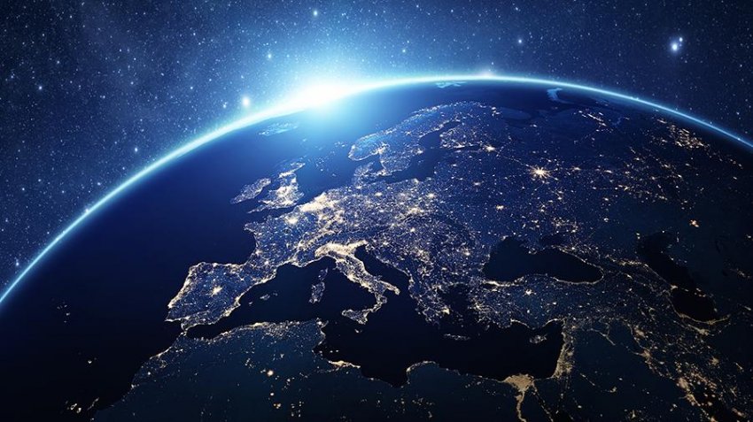 Почему в космосе не видно звёзд четко, а с Земли видно их красивое мерцание