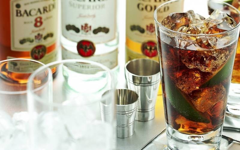 Как справиться с похмельем после веселых праздников