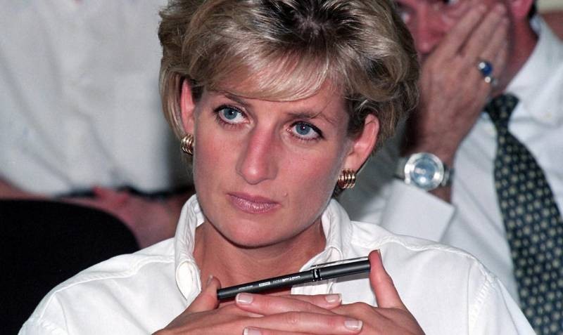 Тайну частых умываний принцессы Дианы удалось раскрыть