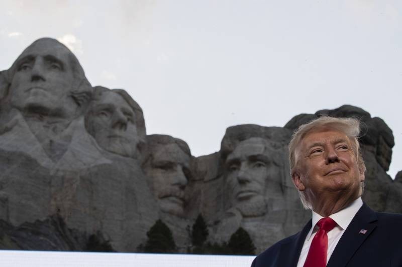 Как Дональд Трамп относится к своему поражению на выборах Как Дональд Трамп относится к своему поражению на выборах