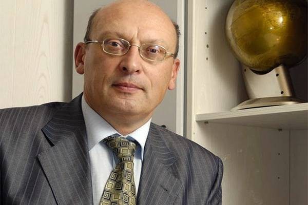 Экстрасенсы и предсказатели рассказали что ждет Россию в 2021 году Экстрасенсы и предсказатели рассказали что ждет Россию в 2021 году