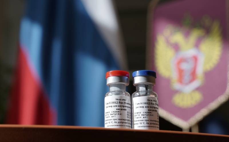 В трудовых договорах хотят ввести пункт об обязательной вакцинации В трудовых договорах хотят ввести пункт об обязательной вакцинации