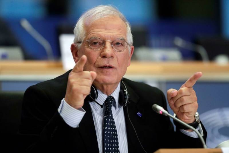 За что арестовали Алексея Навального и кто потребовал его освободить