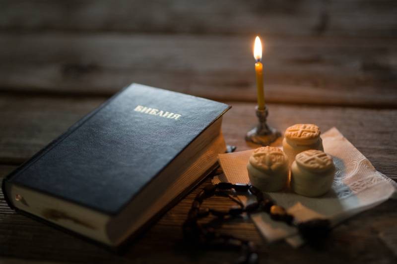 Какой церковный праздник отмечают православные 24 января 2021 года и что нельзя делать в этот день