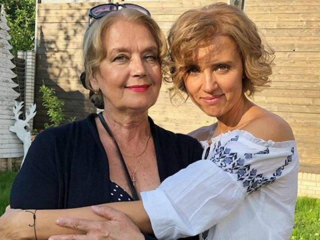 Ирина Алферова впервые показала своего приемного сына