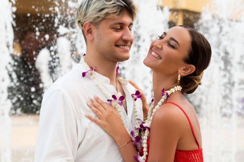 Ольга Бузова намекнула на расставание с Давой в обращении к поклонникам