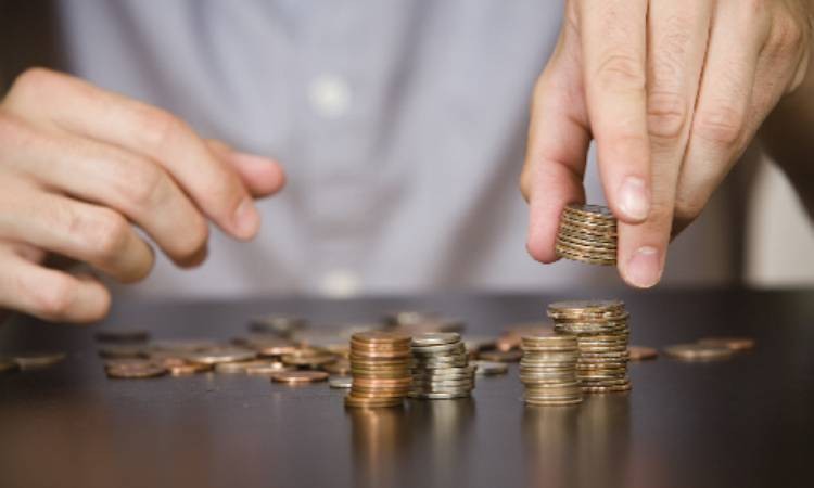 Исследование показало, сколько россиян недовольны своей зарплатой