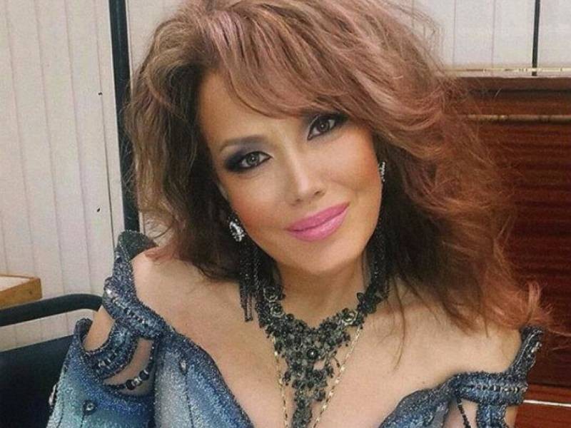 Азиза выходит замуж за итальянца: сколько лет певице и что известно о ее личной жизни Азиза выходит замуж за итальянца: сколько лет певице и что известно о ее личной жизни