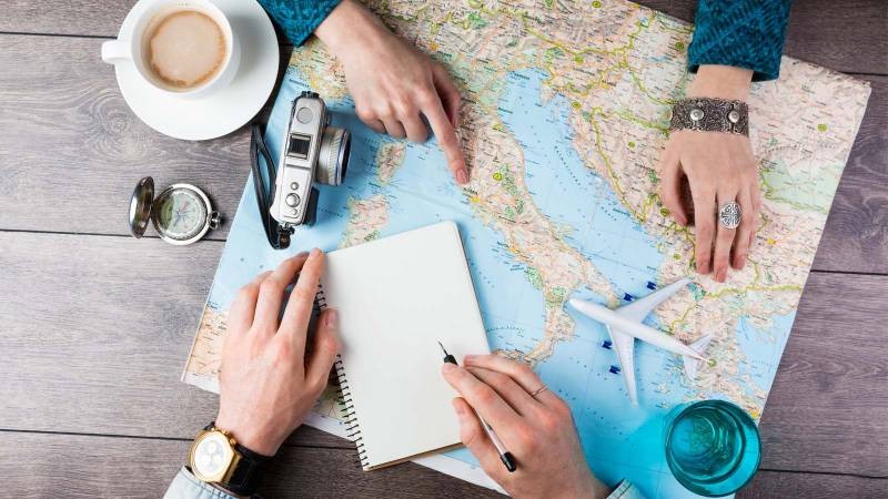 Эксперт рассказал, когда лучше закупать валюту на запланированные путешествия