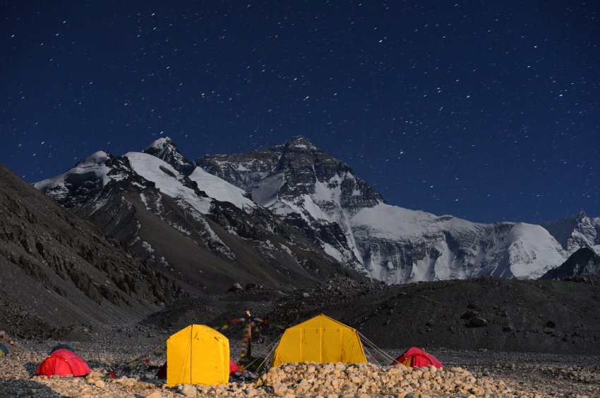 Эверест: почему люди рискуют своей жизнью?