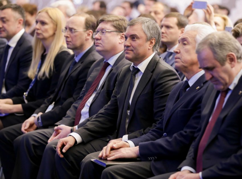 Удастся ли «Единой России» сохранить большинство в Госдуме в 2021 году?