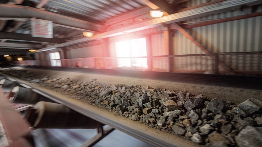 Как из планеты выкачивают золото