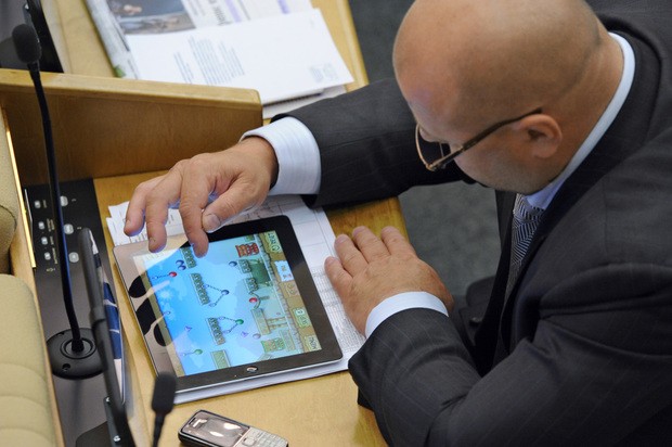 Бесполезная работа или почему мы не работаем по 3-4 часа в сутки