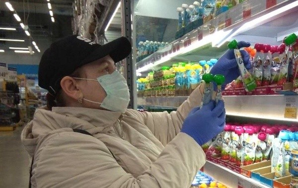 В двух российских регионах отменили масочный режим В двух российских регионах отменили масочный режим