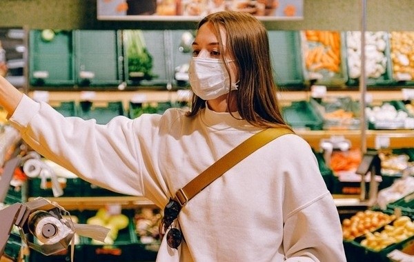 Названо условие для отмены масочного режима в России Названо условие для отмены масочного режима в России