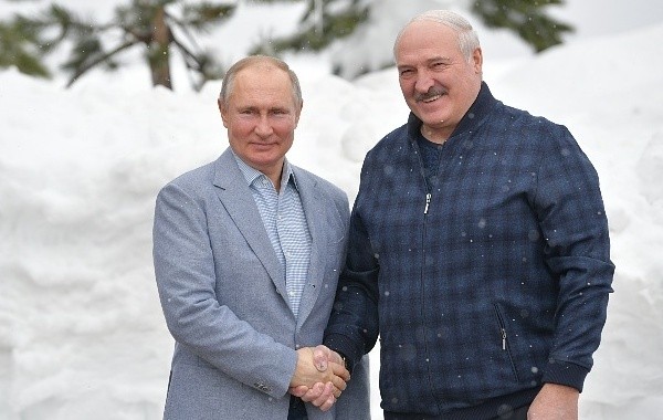 Путин и Лукашенко провели переговоры в Сочи Путин и Лукашенко провели переговоры в Сочи