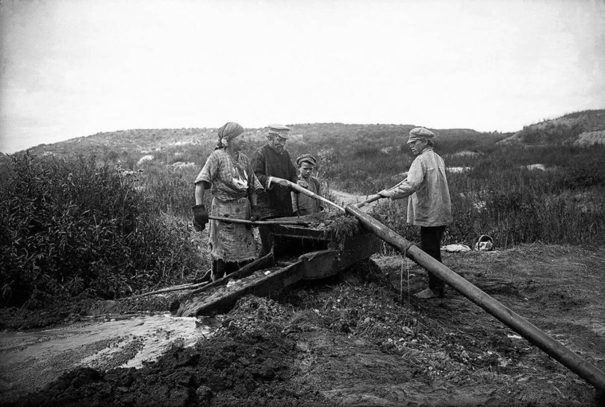 Как русские нелегально добывали китайское золото