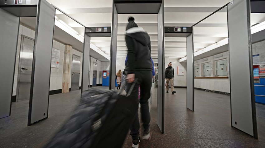 Как сотрудники ФСБ России вычисляют террористов в общественных местах