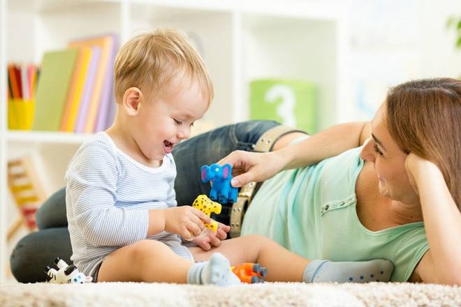 Как и кому будут выплачивать детские пособия в России в 2021 году