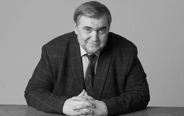 Скончался известный спортивный комментатор Юрий Розанов