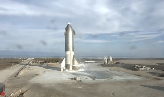 Прототип космического корабля Starship взорвался после успешного испытания Прототип космического корабля Starship взорвался после успешного испытания
